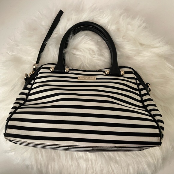 👜 Kate Spade Black & White Striped Satchel Bag👜 - Picture 5 of 7